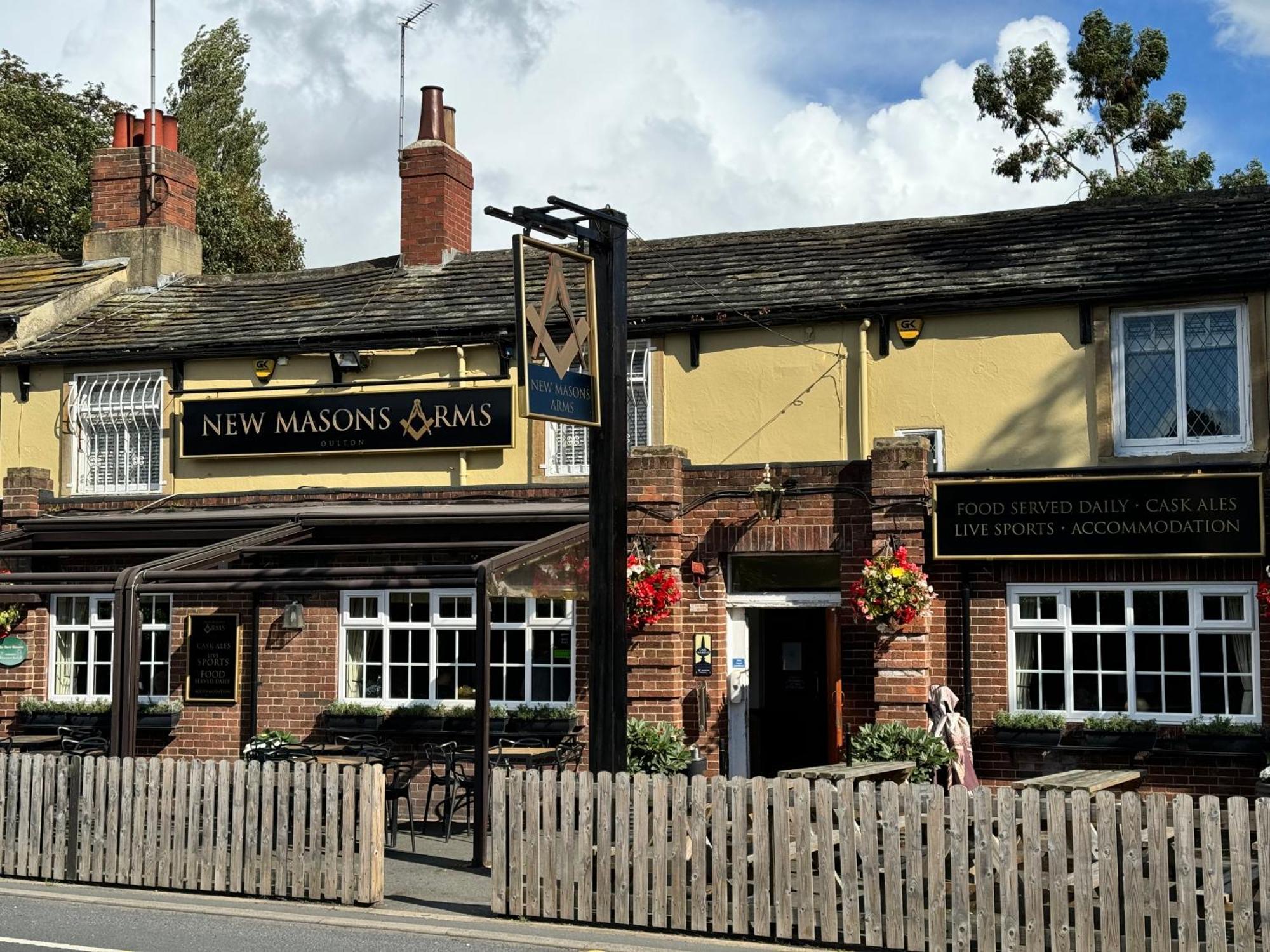 New Masons Arms Hotel Leeds  Exterior photo